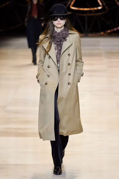 Look 24